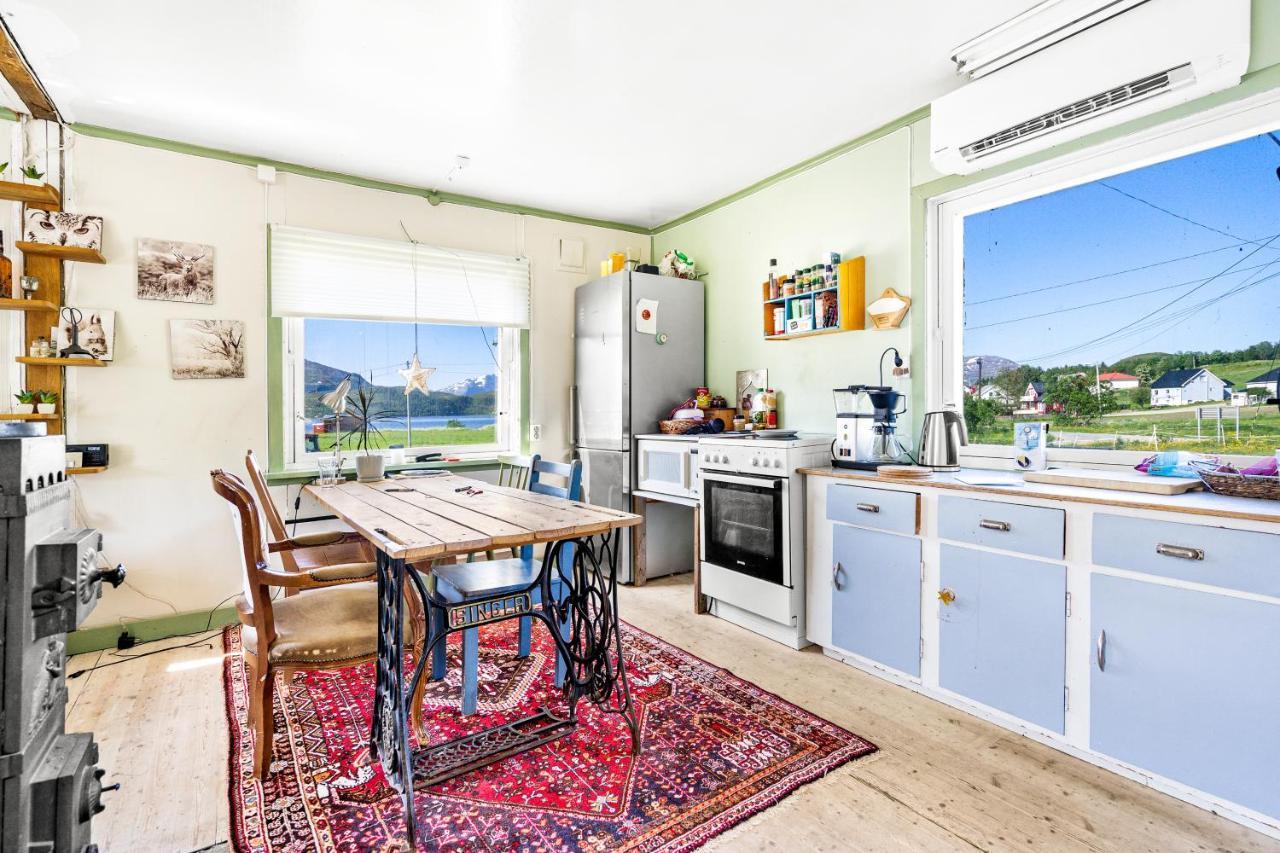 Storjord Farmstay Ranchhouse Kvaloya Buitenkant foto